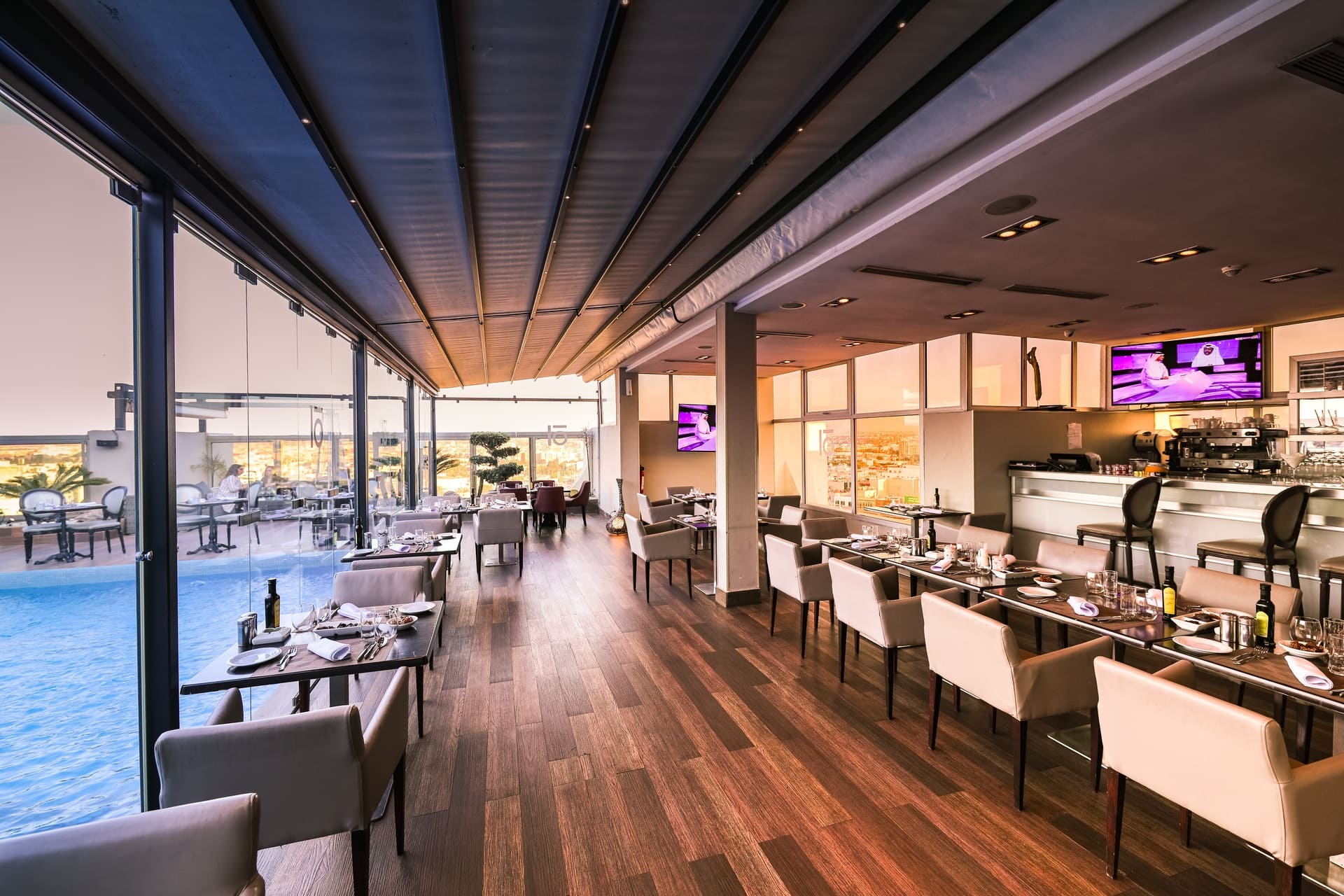 Hotel Restaurant